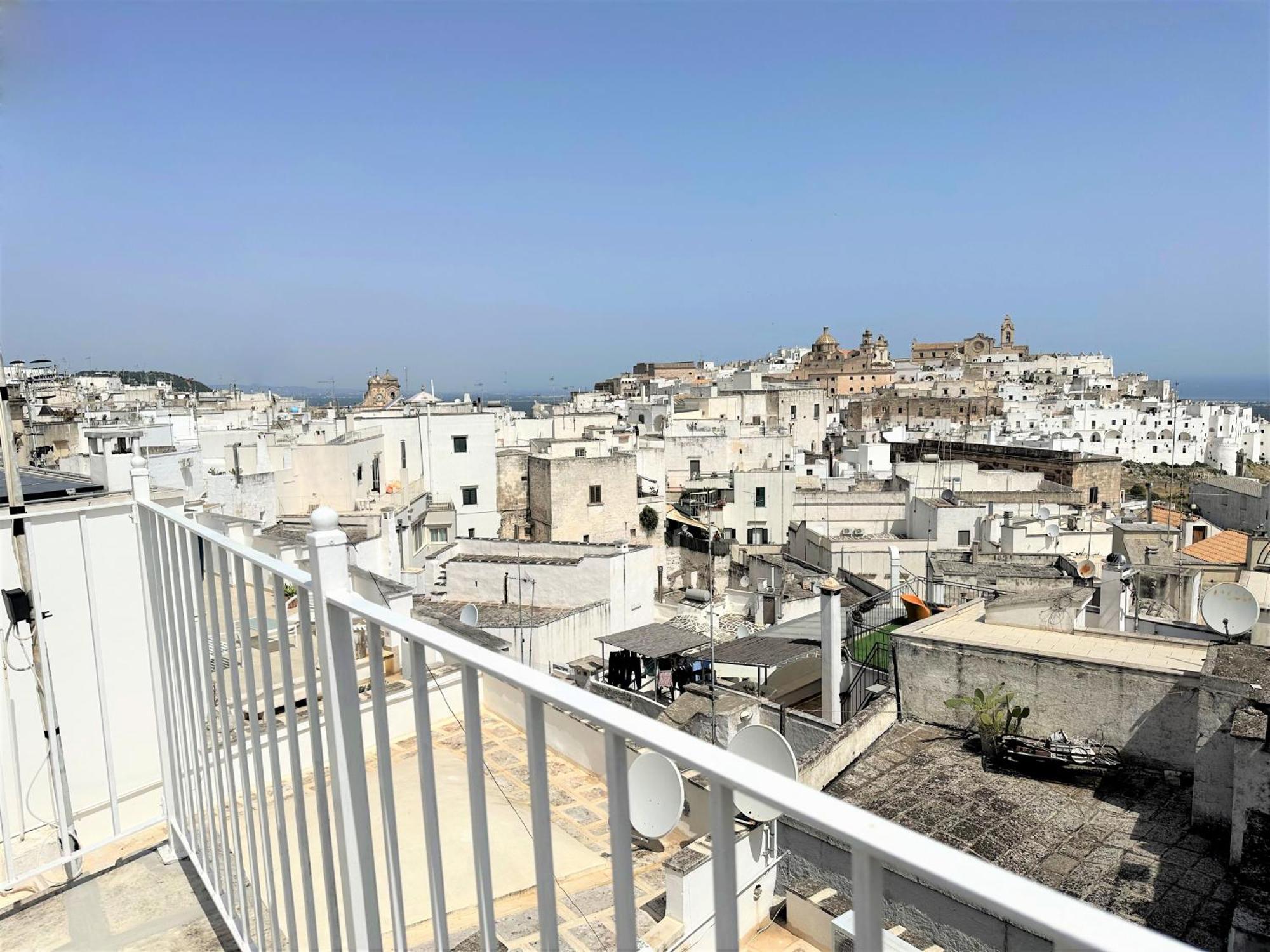 La Stanza Sul Tetto - Panorama&Relax - Ostuni Centro Villa Dış mekan fotoğraf